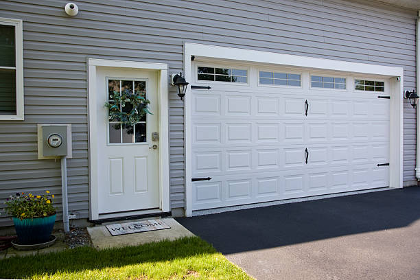 24/7 Emergency Garage Door Panel Replacement experts in West Middlesex, PA